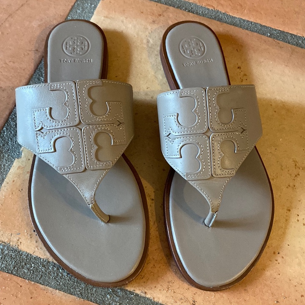 Tory Burch French Gray New Weston Logo women’s Sandals size 8